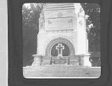 Monument de la reconnaissance partee inferieur.