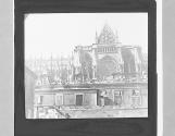 ZW. Rheim's Cath. N. side & Archbishop's palace in ruins.