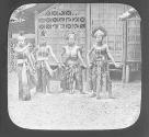 Kampong Javanais-Danseuses. Javanese dancers.