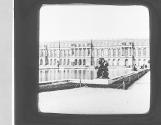 Le Chateau de Versailles.