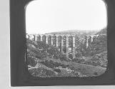 Aqueduc pres Constantine. Africa.