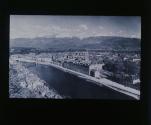 Grenoble mit den Alpen.