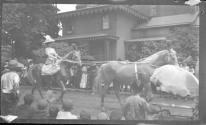 [Parade]