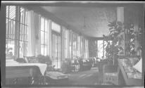 [Interior]