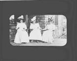 Marie Willard, May Gifford and Josephine Dickman on porch, Oak Lodge Trip
