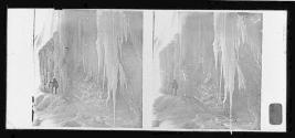 [Winter scene, Niagara Falls]