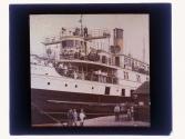 [People on ship]