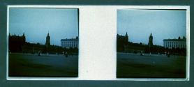 [Street scene]