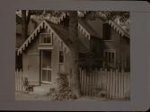 Three-part Cottage