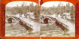 Bridge between Taylor's Falls and St. Croix Falls.