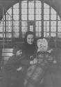 Mona Lisa Madonna, Ellis Island