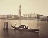 Veduta del Molo e Palazzo Ducale con la Gondola.