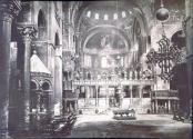 Inside of St. Mark's Church, Venice. Interieur de l'eglise St. Marc, Venise.