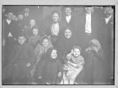 Immigrants/ Happy Hungarian Mother/ Joys And Sorrows Of Ellis Is. 1905