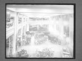First show held in new Grand Central Palace, 1915