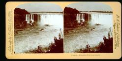 Niagara, Horseshoe falls from Canada