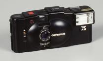 Olympus XA 2