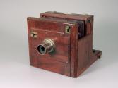 No. 7 Improved Portable Bellows camera