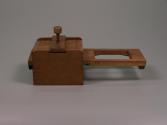 American-style iodine sensitiziong box