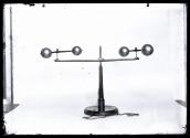 [Epsilon. Lyra apparatus]