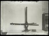 [Gravity apparatus]