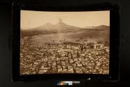 General view from S. Martino, Naples. Vue génerale de St. Martin, Naples