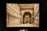 Interior of S.t [sic] Paul's church. - Interieur de l église S.t [sic] Paul.