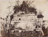 Palais du Cirque, à Chichen-Itza, Bas-Relief des Tigres