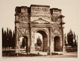 Orange. Arc Antique