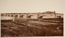 Tarascon. Viaduc [full span, Beaucaire in background]