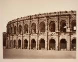 Nimes. Amphitheatre