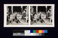 Benito Mussolini beim Verlassen des Prinz-Karl-Palais in München v. links Mussolini, Rudolf Hess, Adolf Hitler und Graf Ciano