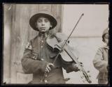 Belgrade. Christmas fiddler.