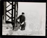 [Bolting corner of mooring mast, Empire State Building]