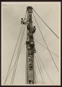 [Men on derrick, Empire State Building]