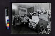 [James Edward Hatfield in his coffin]