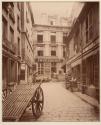 Ancien Hotel Louis XIII, 15 Rue Tiquetonne, caves de 2 Etages de l'ancien Domaine de Jean Sans peur (2e)