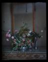 [Flower arrangement]