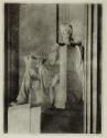 [Lincoln Memorial statue]