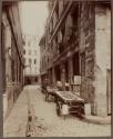 Rue Pierre-au-Lard - vue prise de la rue Renard (4e arr)