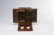 Wet plate camera