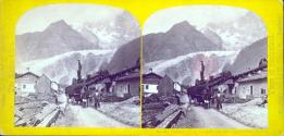Le Chapeau et Le Village Des Près Chamonix. Savioe.