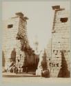Louqsor Le pylone les statues de Ramses