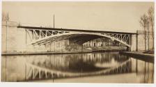 Pont sur le Canal à St. Denis