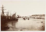 Bâteaux à marée basse (Port de Boulogne)
