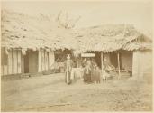 Intérieur d'une maison annamite