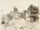 [Rubble on the Rue du Bac]