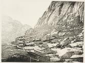 Les roches granitiques, mamelonnées, striées et polies, près de Grimsel