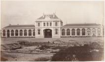 Gare de Vichy, façade sur la cour