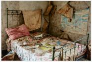 Lyons Hill Road, bedroom